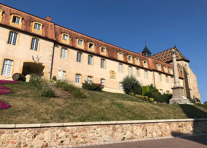 Le Lancelot 3* Ambierle