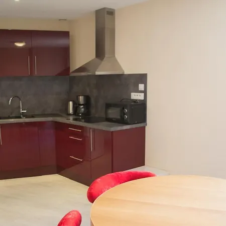 Alojamento de Acomodação e Pequeno-almoço Le Lancelot Ambierle