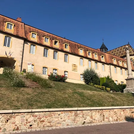 Le Lancelot 3* Ambierle